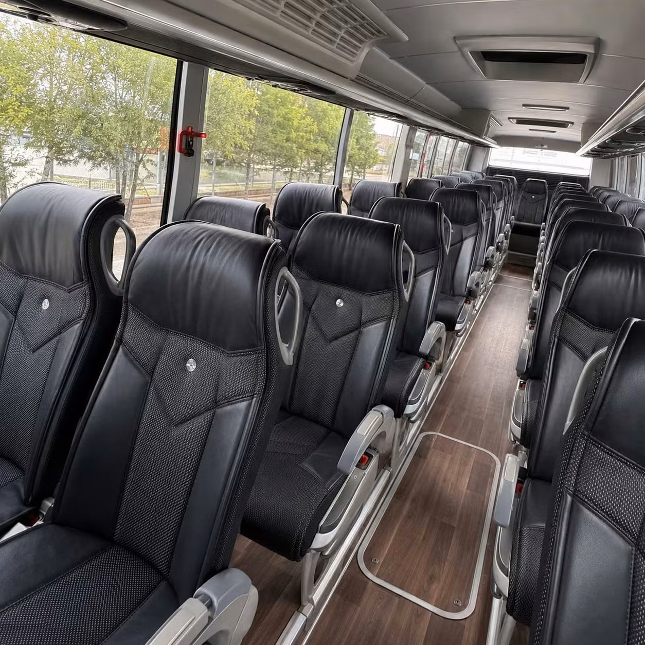 bend charter bus hero 2