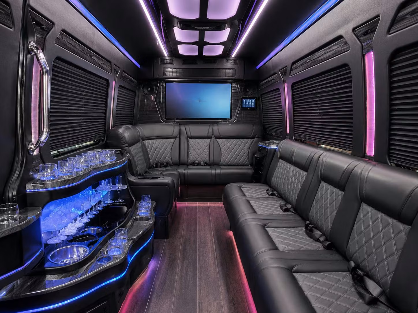 bend oregon prom transportation for large and small groups