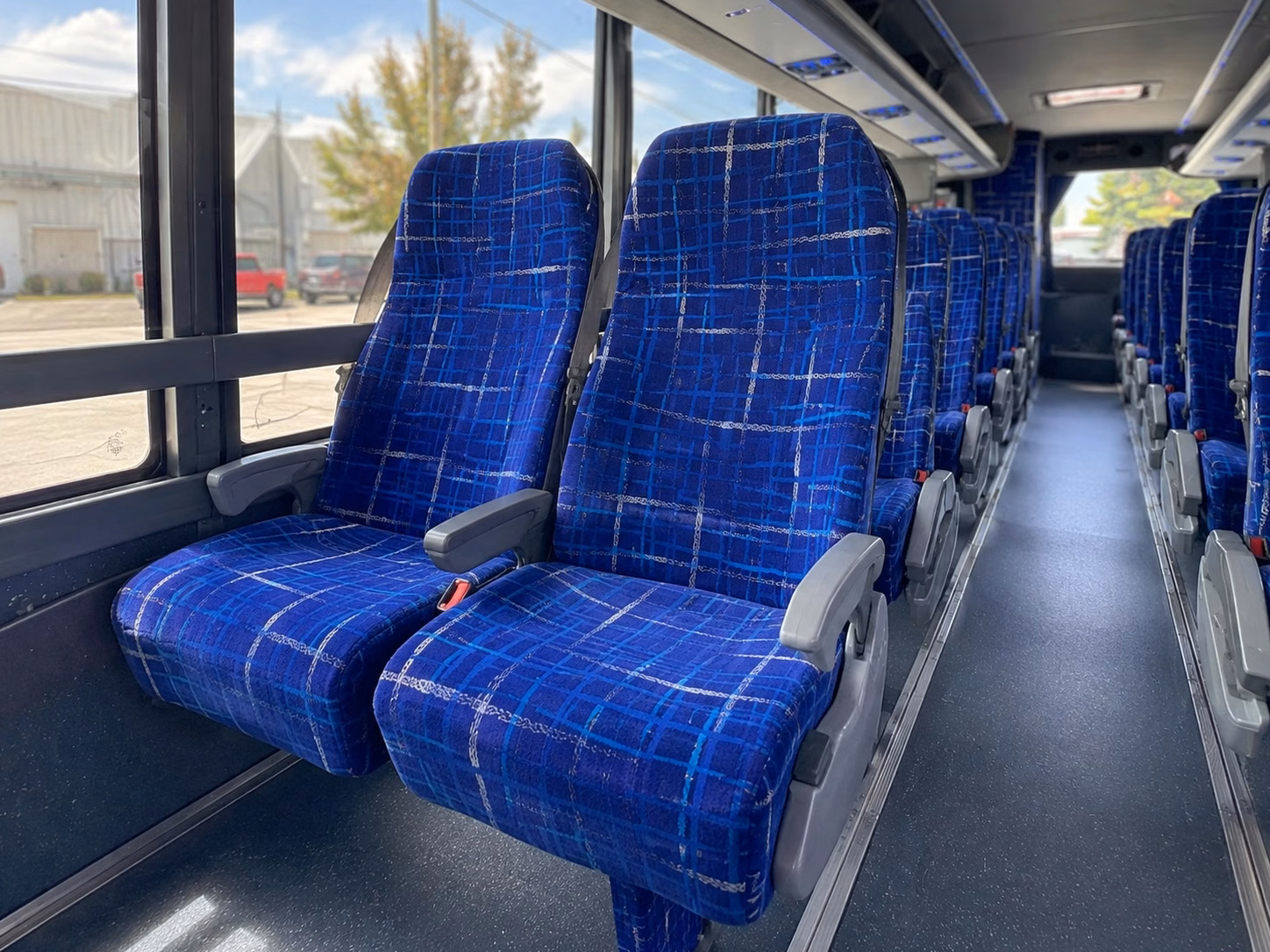 long distance charter bus rentals from bend to portland and beyond
