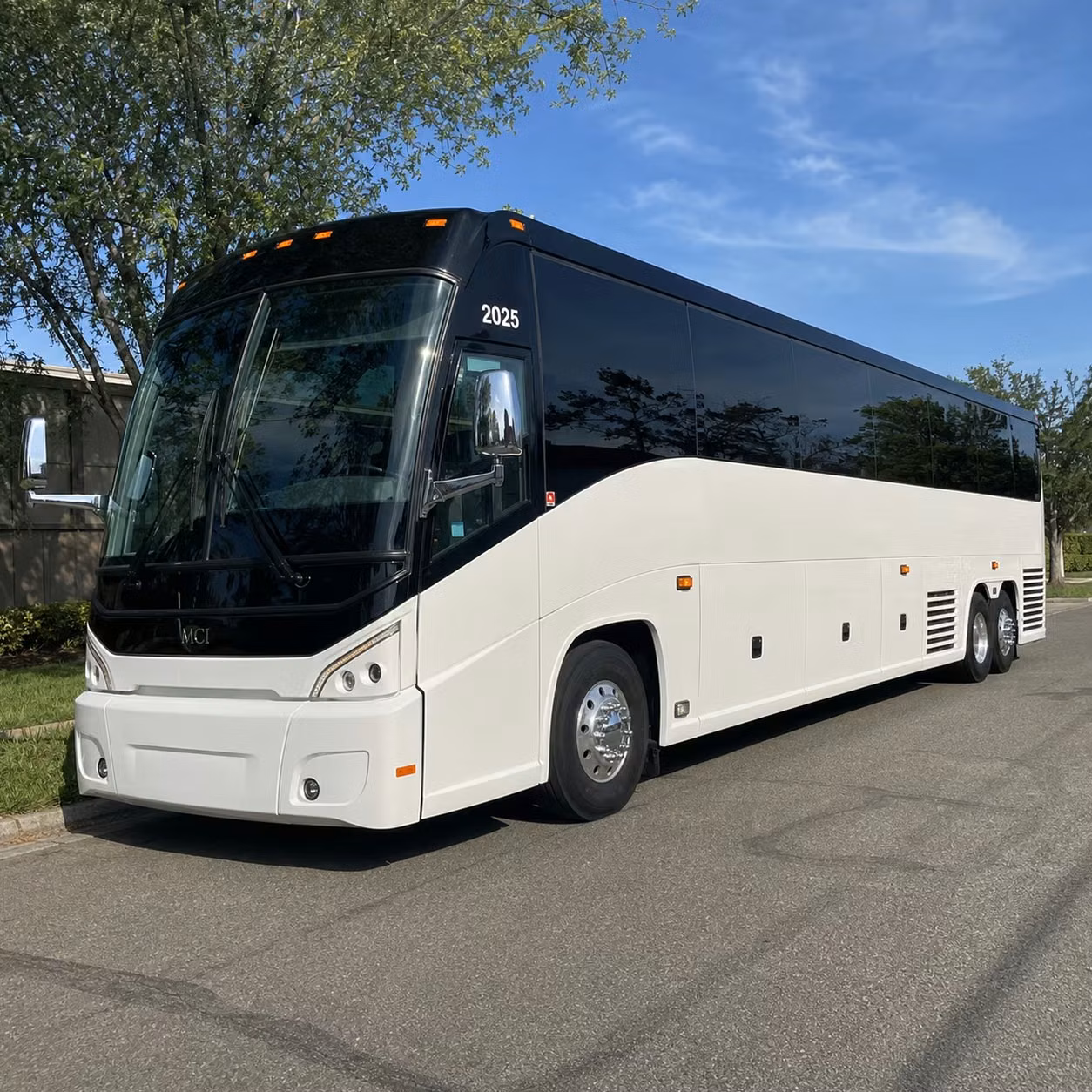 long distance group transportation for corporate teams and events in central oregon