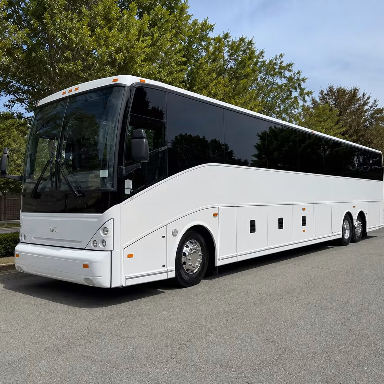 shuttle services for bend s growing tech and healthcare workforce